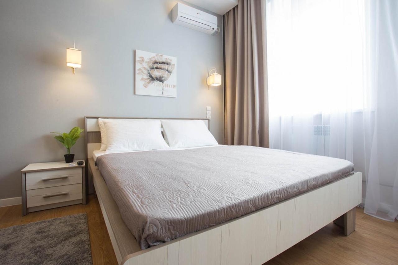 Lux Studio Near Metro Yaroslava Mudroho, Universytet - Chernyshevska Str 95-4 Harkiv Dış mekan fotoğraf